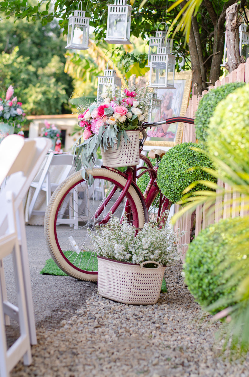 Bicycle with flowers wall art online